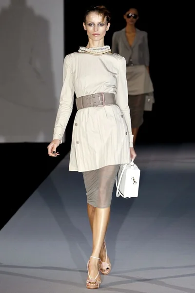 Look 29